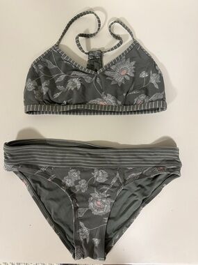 Carve Designs green two-piece bikini XS top/ S bottom